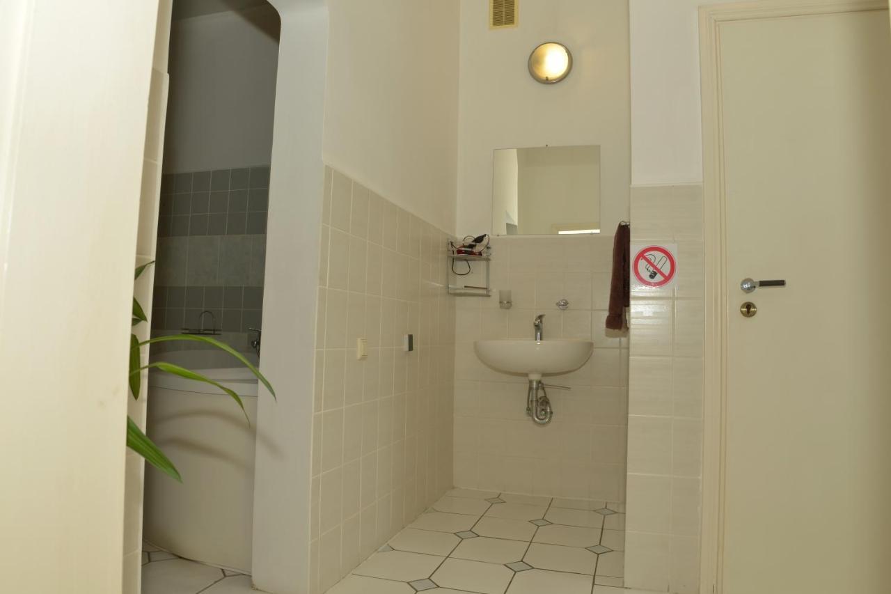 Отель "Экспресс" Zhytomyr Ngoại thất bức ảnh